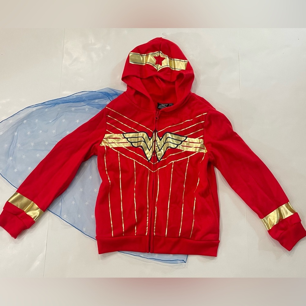 Wonder woman DC Hoodie size 14/16 (XL)